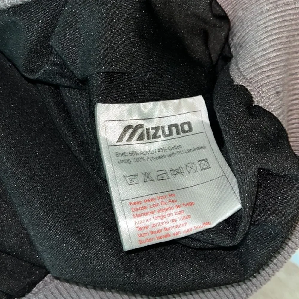 Grey Mizuno Performance Windlite Model lined Golf sleeveless sweater vest L